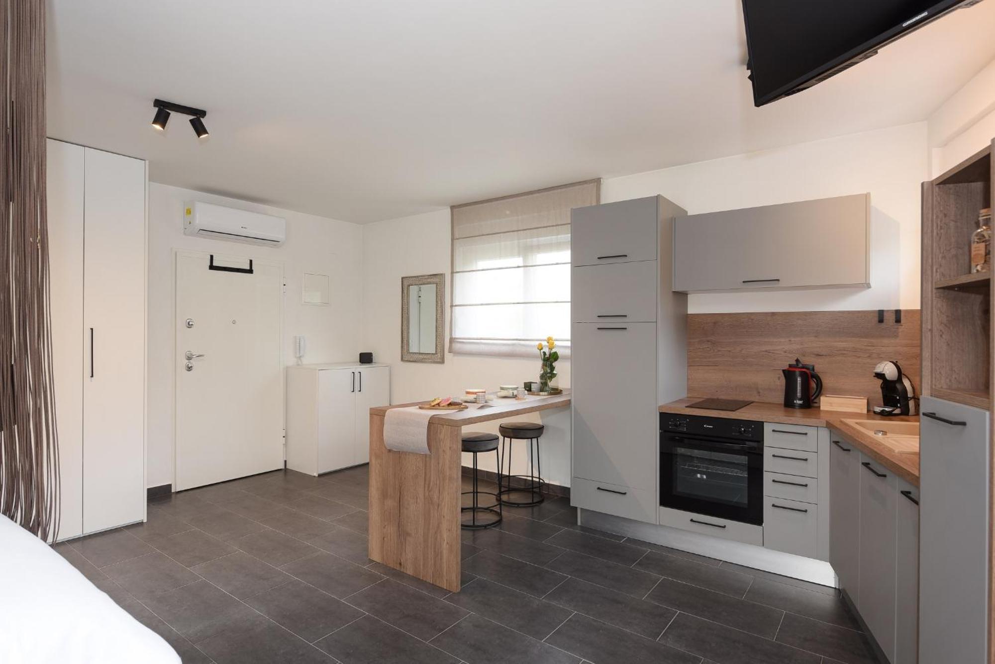 Feel Good Apartment & Studio زادار المظهر الخارجي الصورة