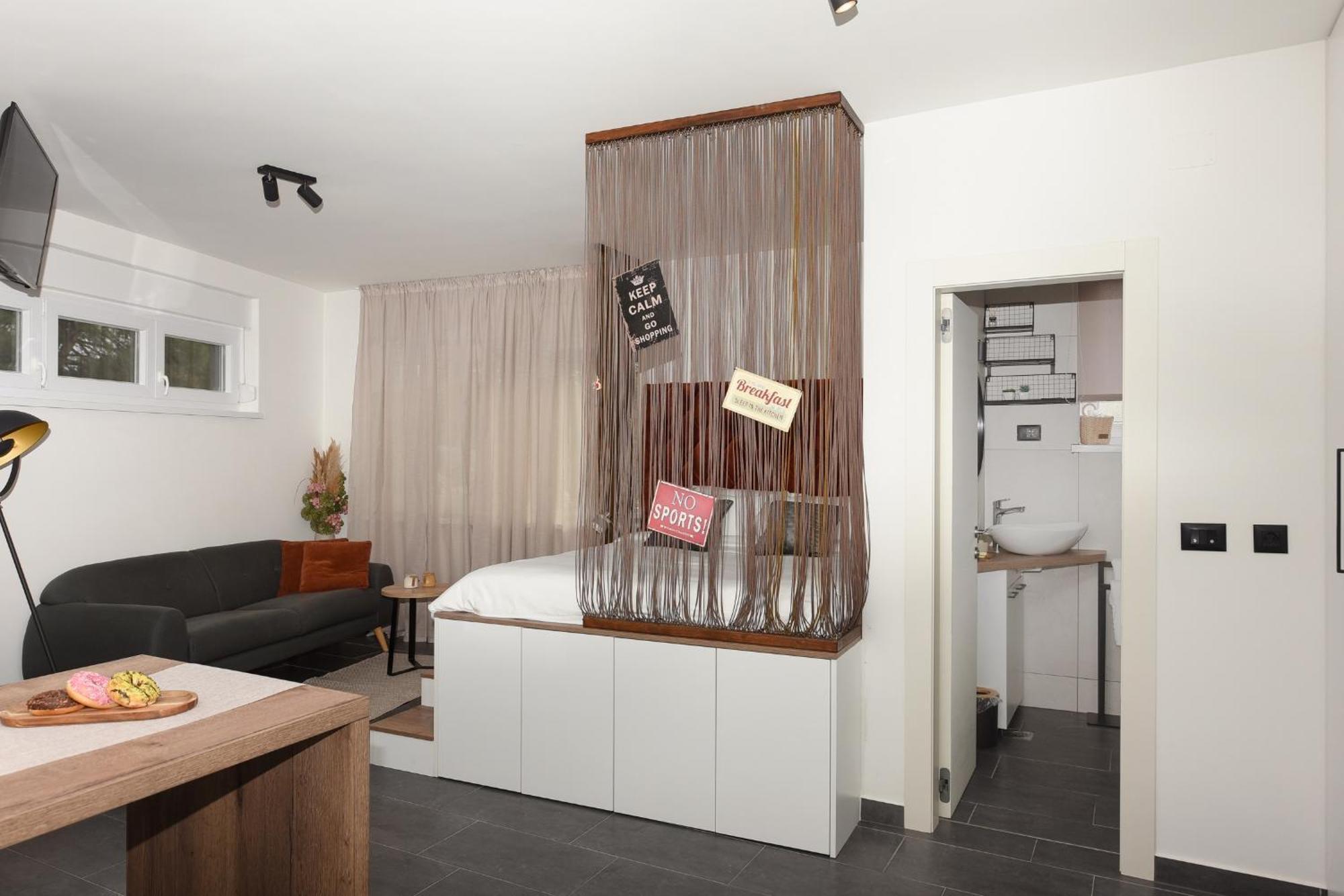 Feel Good Apartment & Studio زادار المظهر الخارجي الصورة